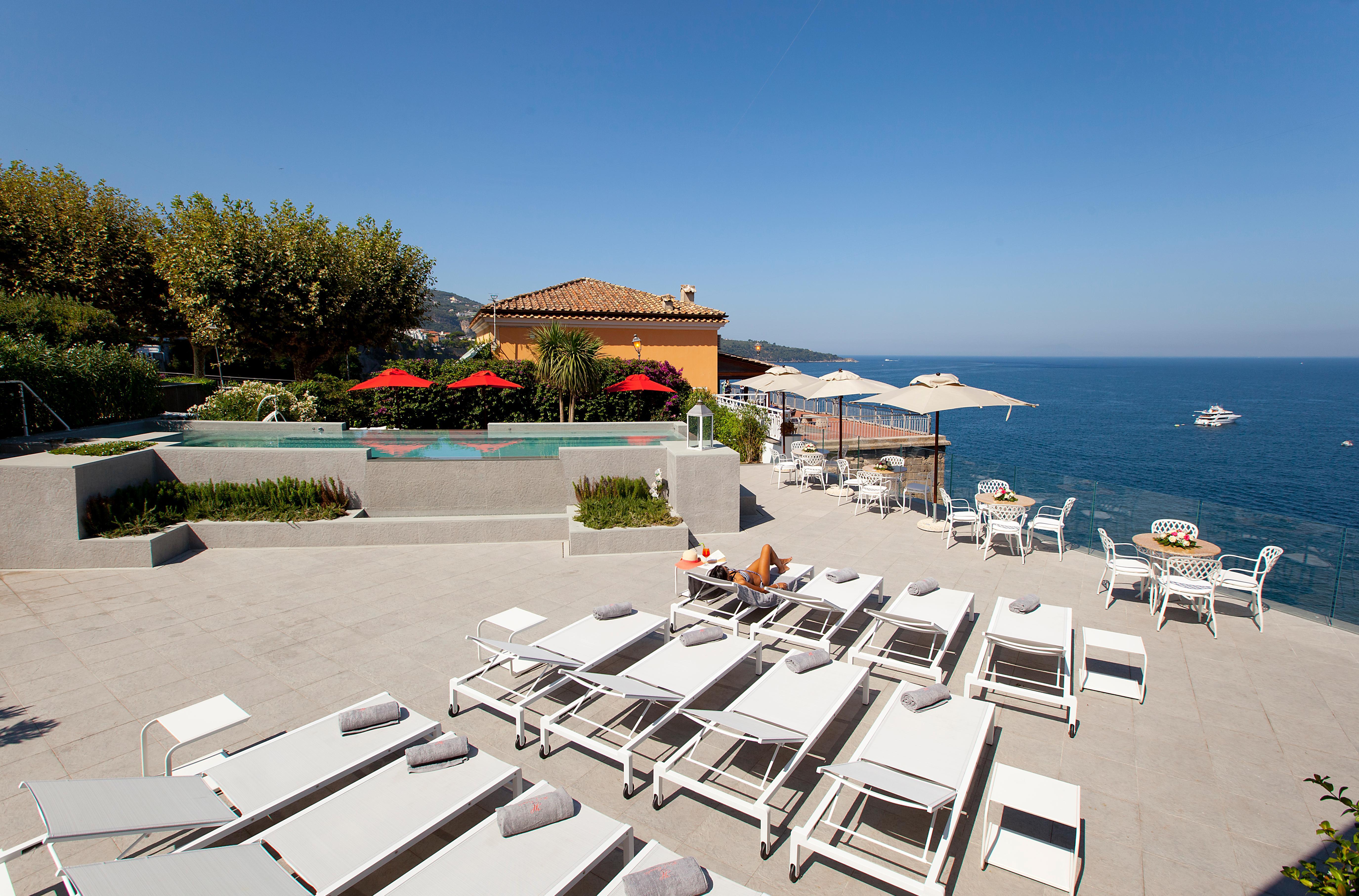 Hotel Corallo Sorrento Sant'Agnello Exterior photo