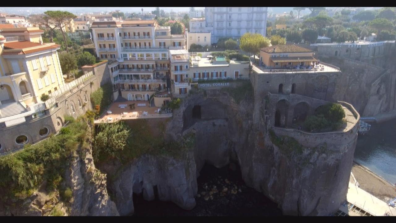 Hotel Corallo Sorrento Sant'Agnello Exterior photo